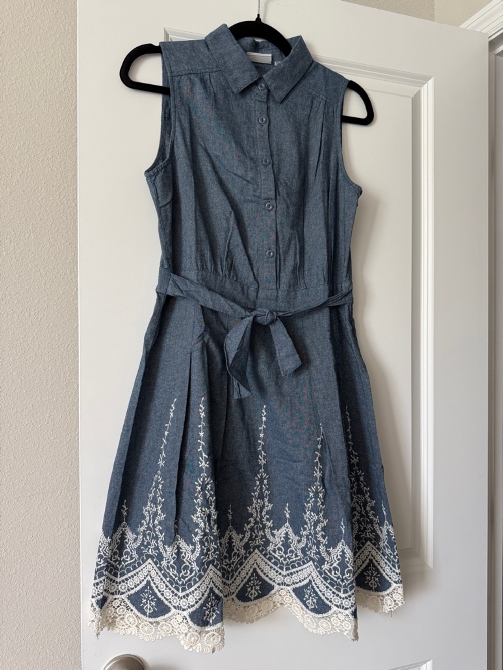 New York & Company Blue Sleeveless Midi Dress with White Lace Trim